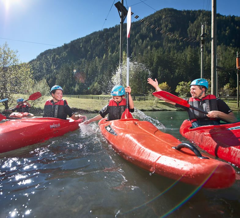 Kajak fahren (c) TVB Flachau