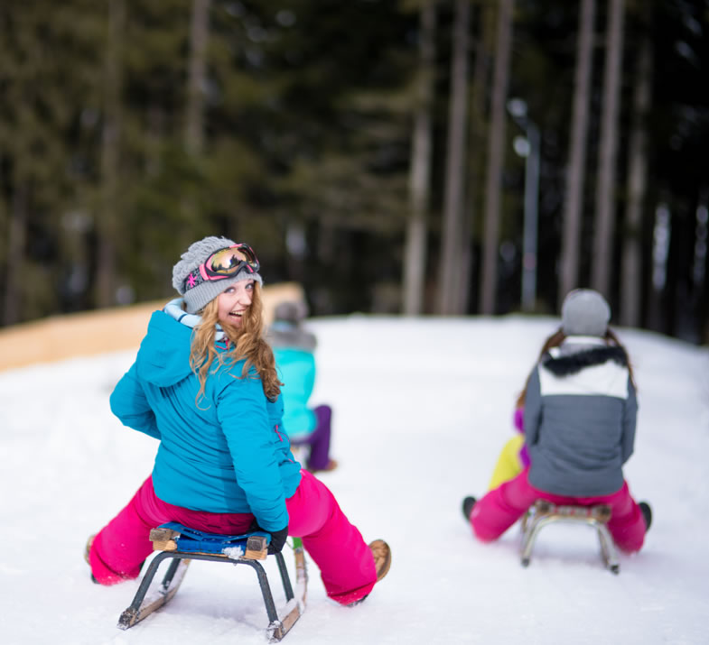 Lustige Rodelpartie (c) TVB Altenmarkt Zauchensee