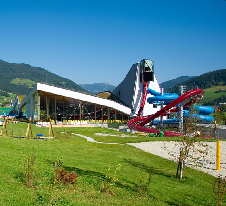 Therme Amadé in Altenmarkt neben dem Jugendsporthotel