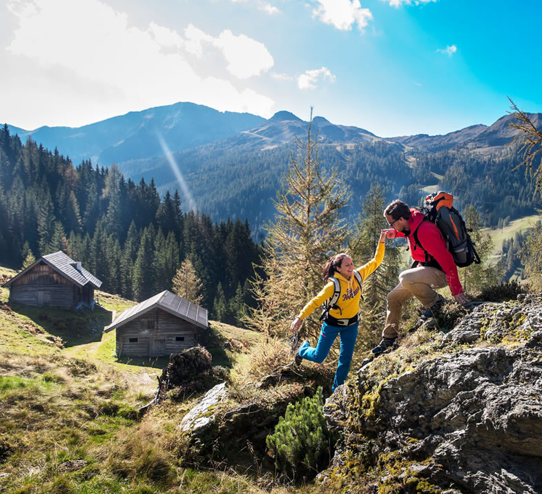 Wanderung im Sommer (c) TVB Altenmarkt Zauchensee